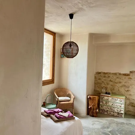 Masia Katmandu בית כפרי
