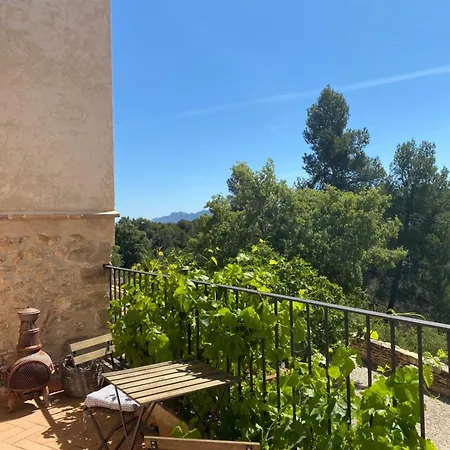 Country house Masia Katmandu *