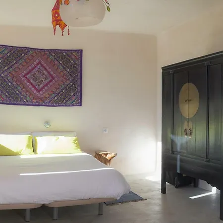 Country house Masia Katmandu Cretas